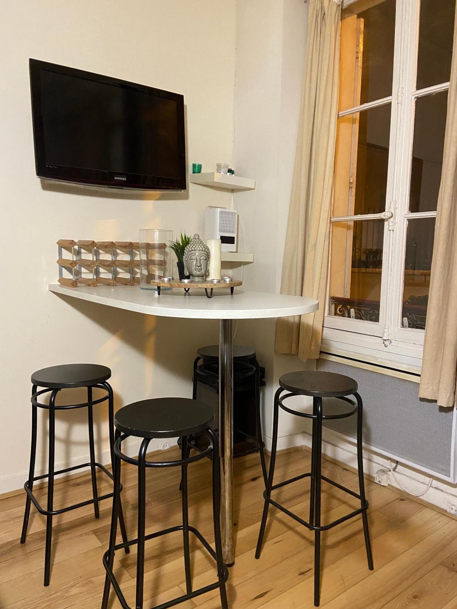 Appartement Tour Eiffel Париж Екстериор снимка